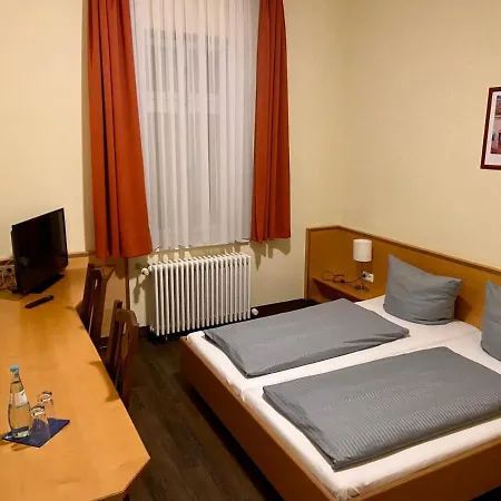 Muenchner Hofbraeu 3*